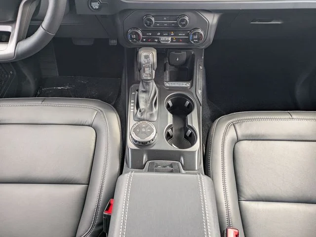 New 2026 Avalanche Gray Ford Outer Banks® image 20