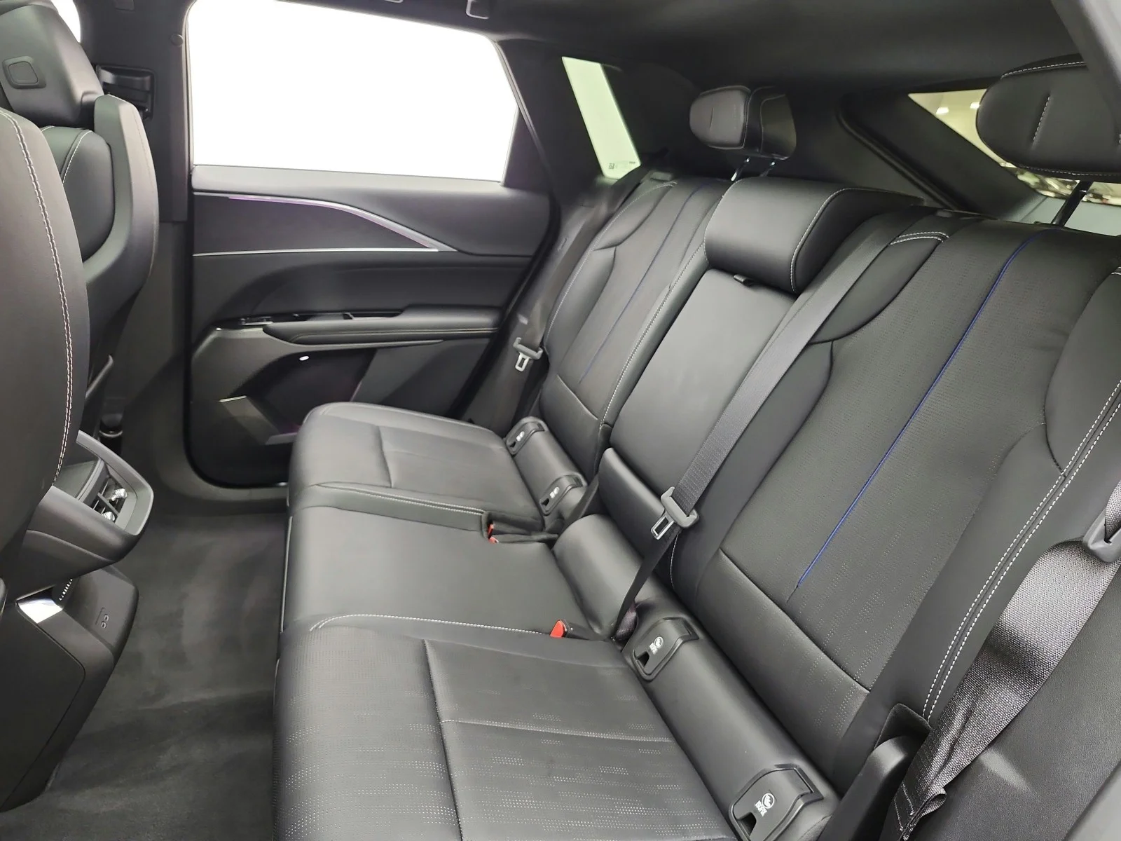 Used 2024 Stellar Black Metallic Cadillac Sport image 21