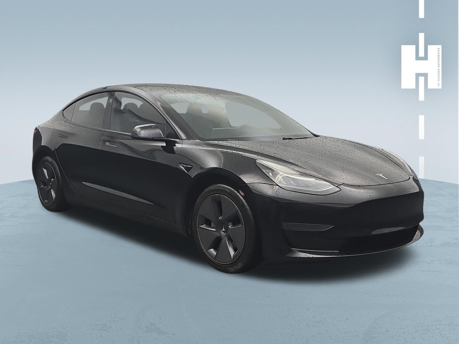 2021 Tesla Model 3 Standard Range Plus's photo