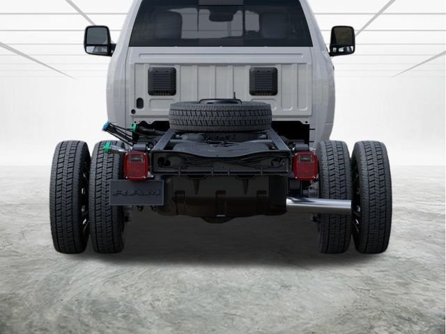 New 2026 Bright White Clearcoat RAM Tradesman image 14