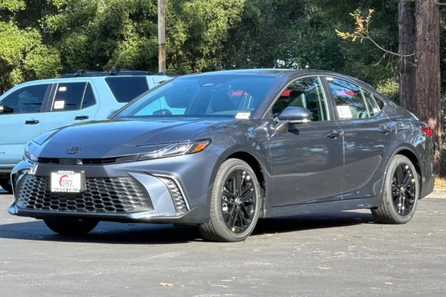 New 2026 Dark Cosmos <sup>1</sup> Toyota  SE image 8