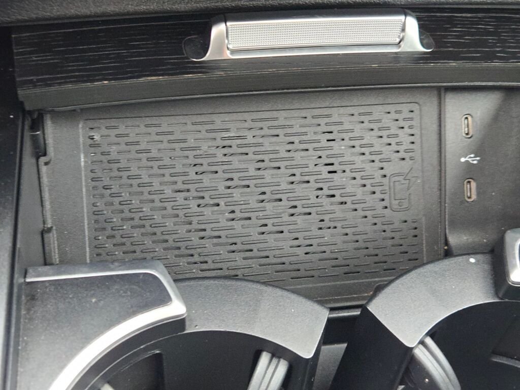 Used 2025  Mercedes-Benz GLS 450 image 31