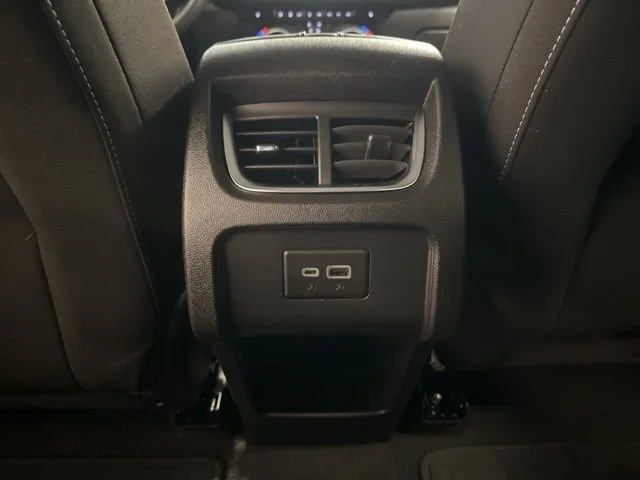 Used 2024 Black Chevrolet 2LT image 28