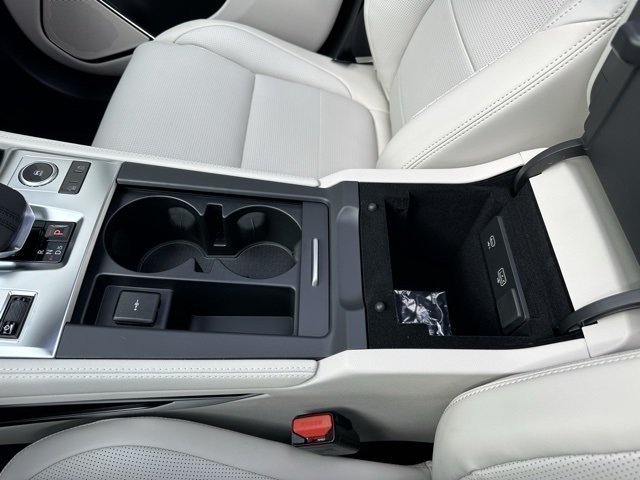 2026 Jaguar F-Pace R-Dynamic S - Photo 38