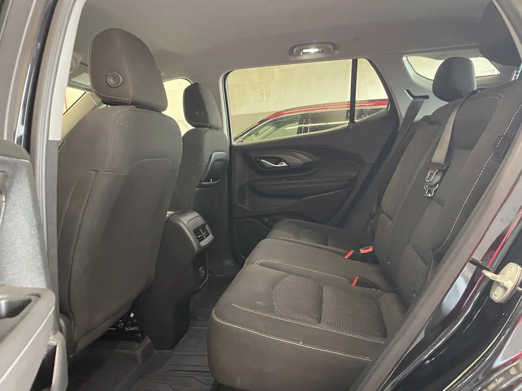 Used 2022 Black GMC SLE image 16