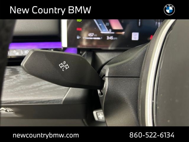 New 2027 Black Sapphire Metallic BMW 550e xDrive image 17