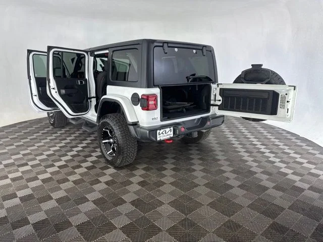 Used 2022 White Jeep Unlimited Rubicon image 18