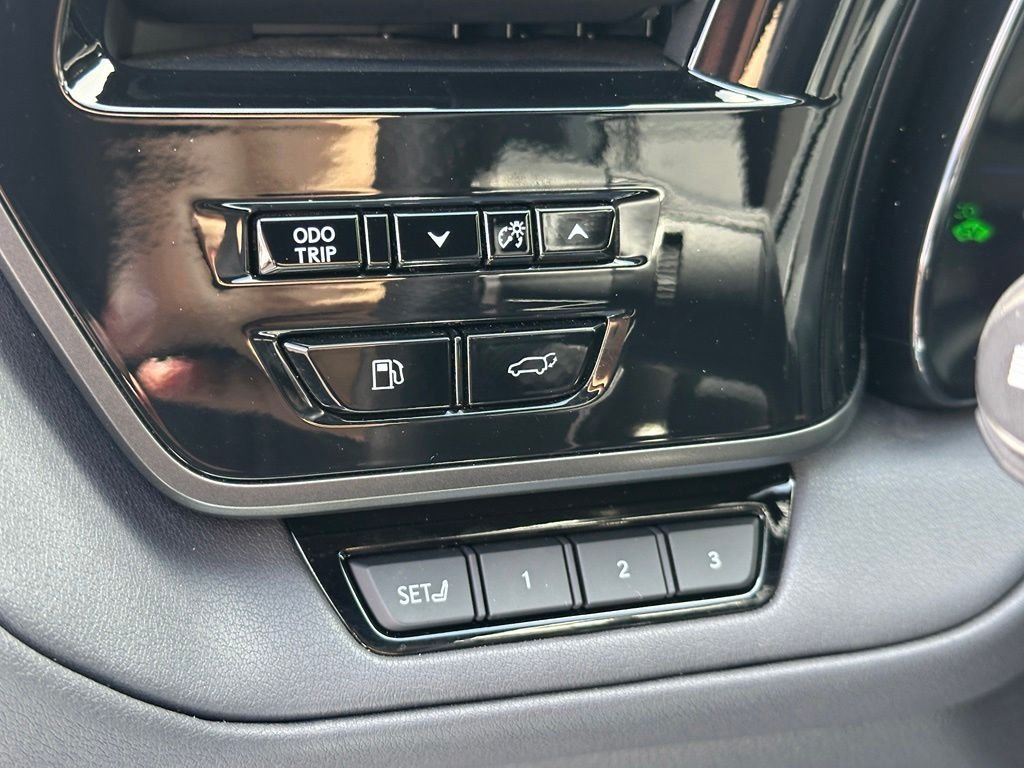 Used 2025 Beige Lexus 500h F SPORT Premium image 11