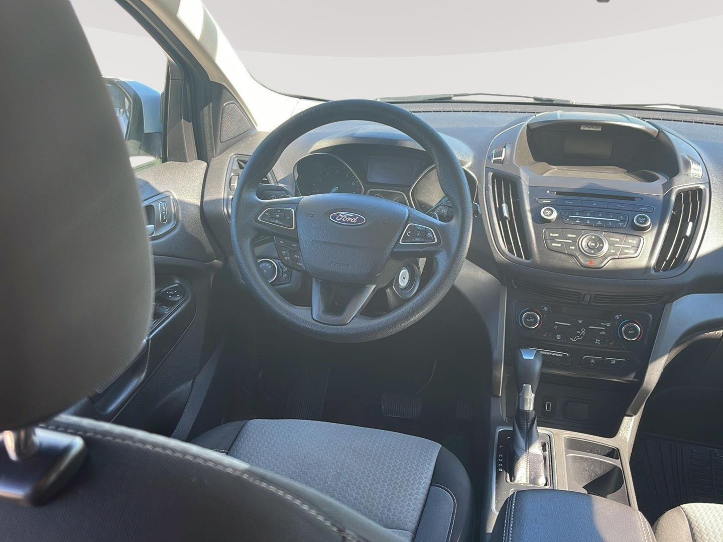 2017 Ford Escape SE - Photo 14