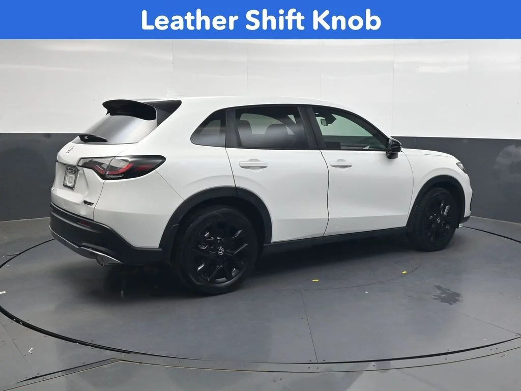 Certified Used 2024 Platinum White Pearl Honda Sport image 4