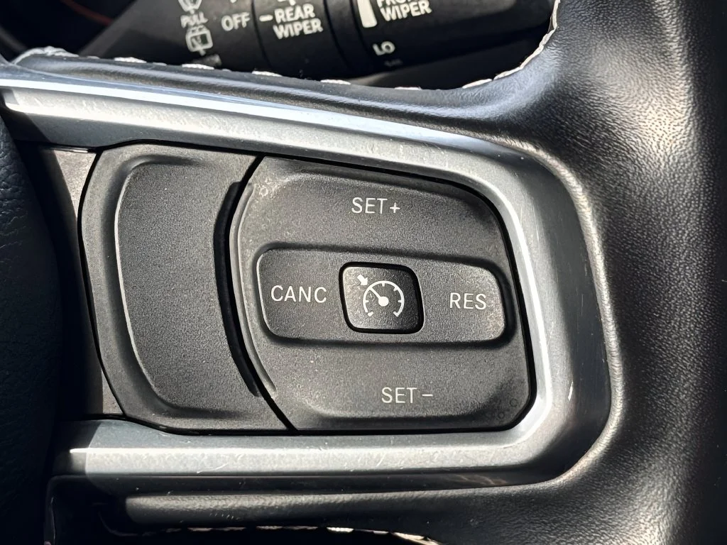 Used 2021 Gray Jeep Unlimited Sahara image 14