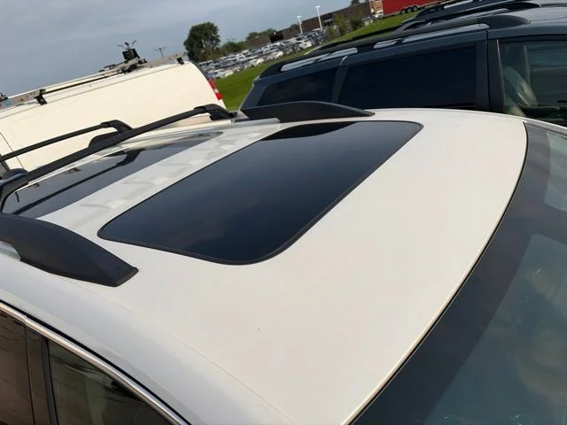 Used 2017 White GMC Denali image 2