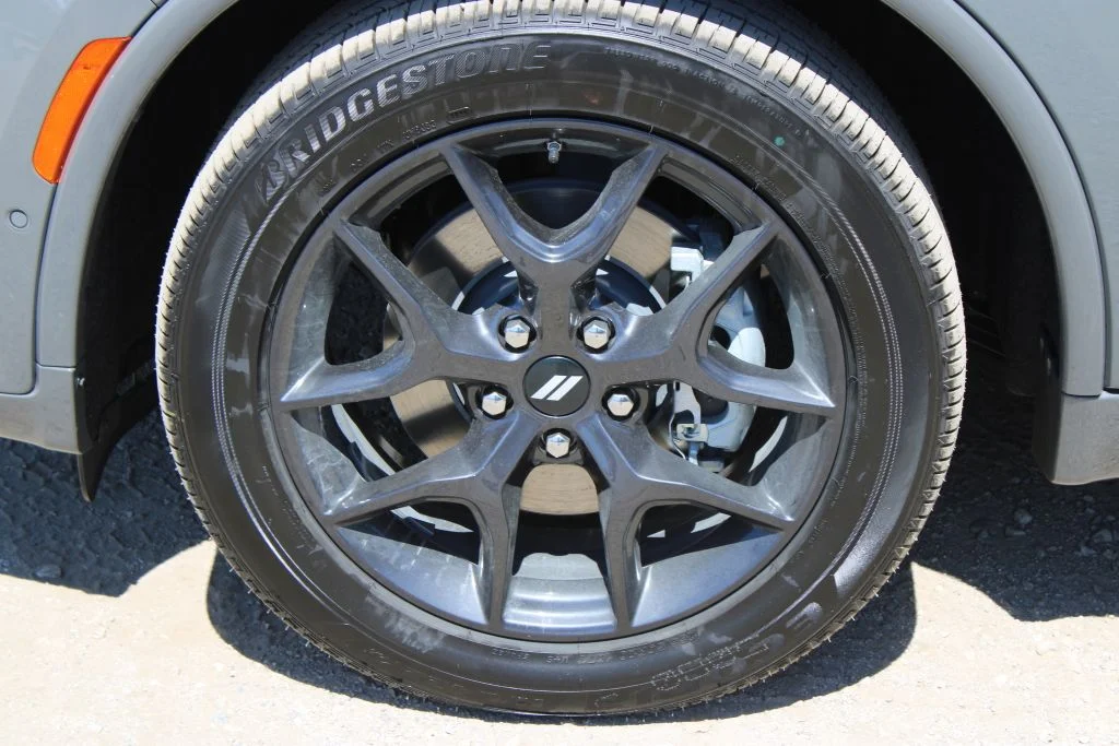 New 2026 Destroyer Gray Clear-Coat Exterior Paint Dodge GT Plus HEMI V8 image 8