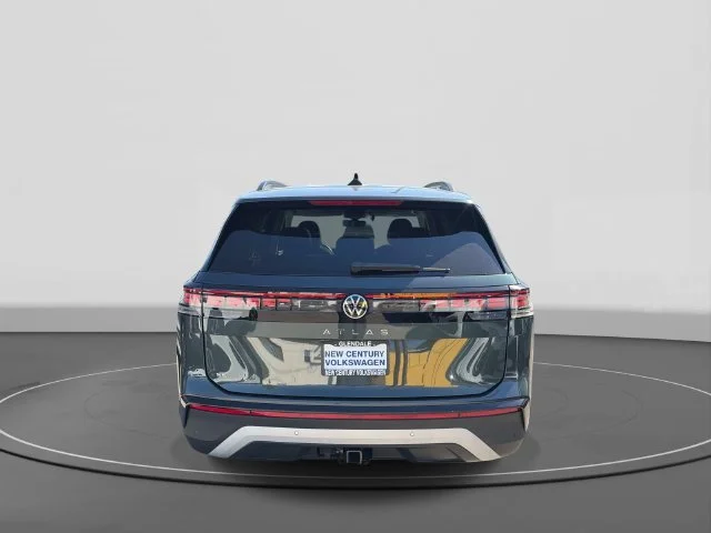 2027 Volkswagen Atlas photo 4