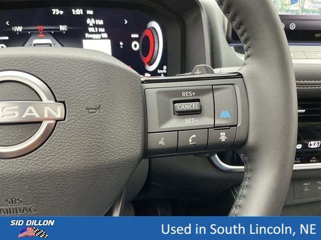 Used 2026 Deep Ocean Blue Pearl Nissan Platinum image 11
