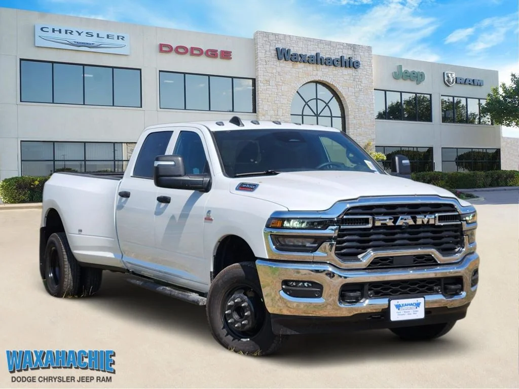 New 2026 Bright White Clear-Coat Exterior Paint RAM Tradesman image 1