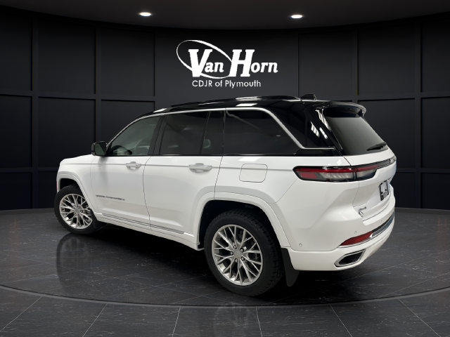 Used 2024 Bright White Clearcoat Jeep Summit image 5