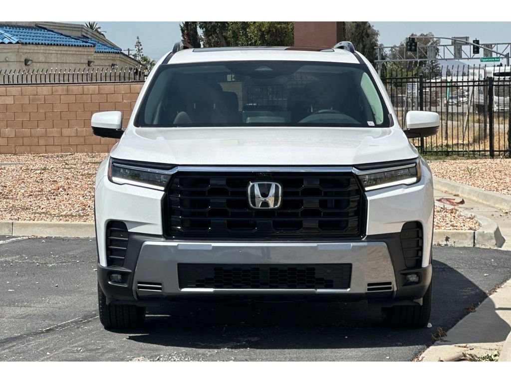 New 2026 Platinum White Pearl Honda Touring S image 10