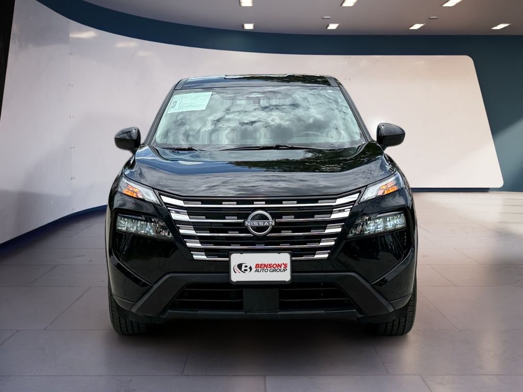 Used 2025 Black Nissan SV image 8
