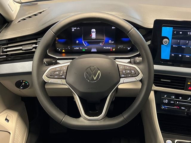 New 2026 Black Volkswagen 1.5T SE image 12