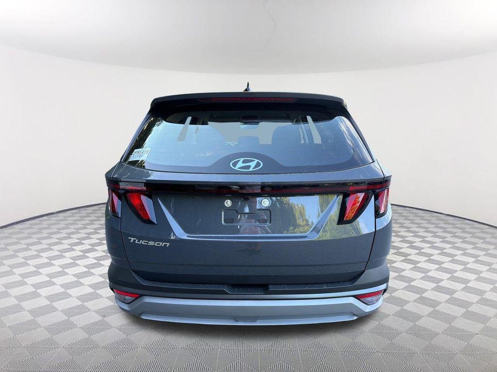 New 2026 Gray Hyundai SE FWD image 6