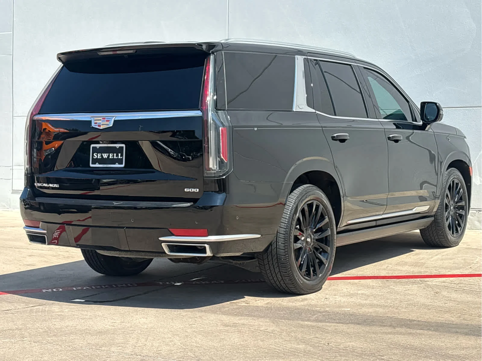 Used 2022 Black Raven Cadillac Premium Luxury image 4