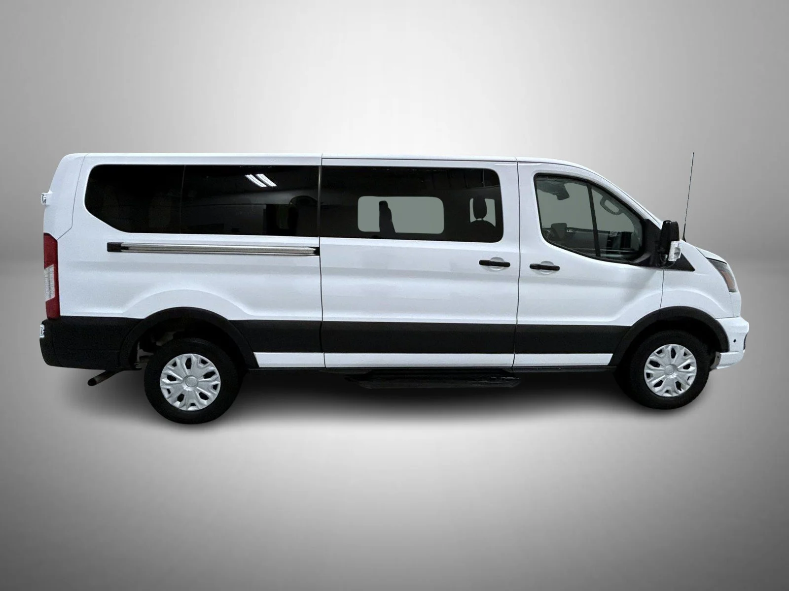Used 2025 White Ford XLT image 4