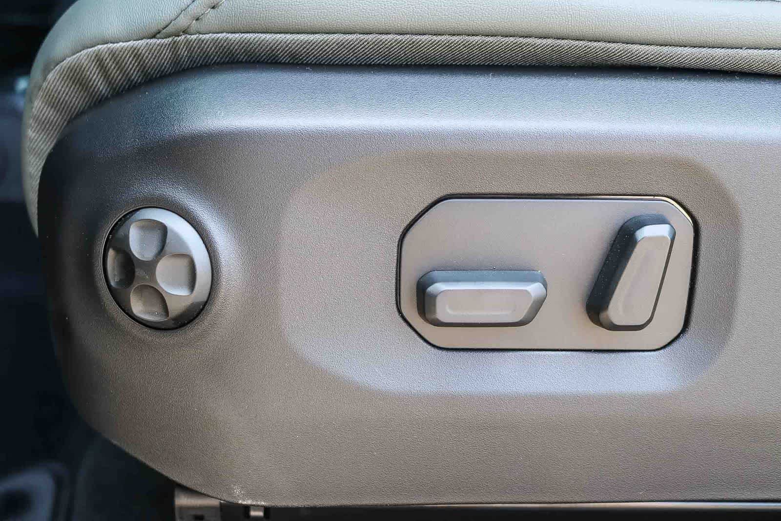 New 2026 Black Clear-Coat Exterior Paint Jeep Mojave X image 26