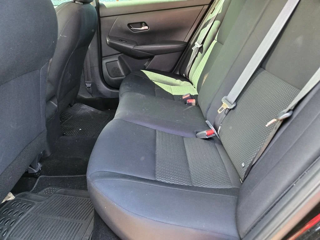 Used 2020 Super Black Nissan S image 4