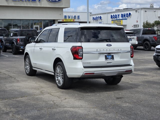 Used 2022 White Metallic Ford  image 5