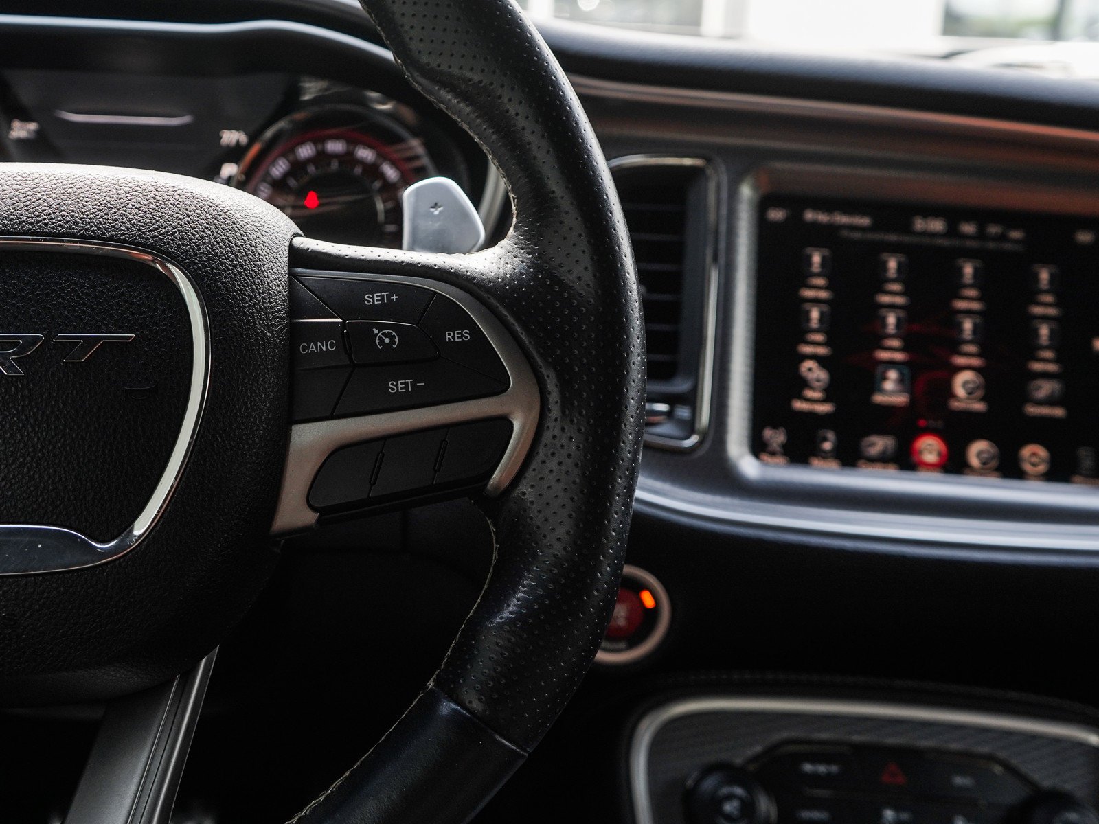 Used 2015 Phantom Black Tri-Coat Pearl Dodge SRT Hellcat image 19