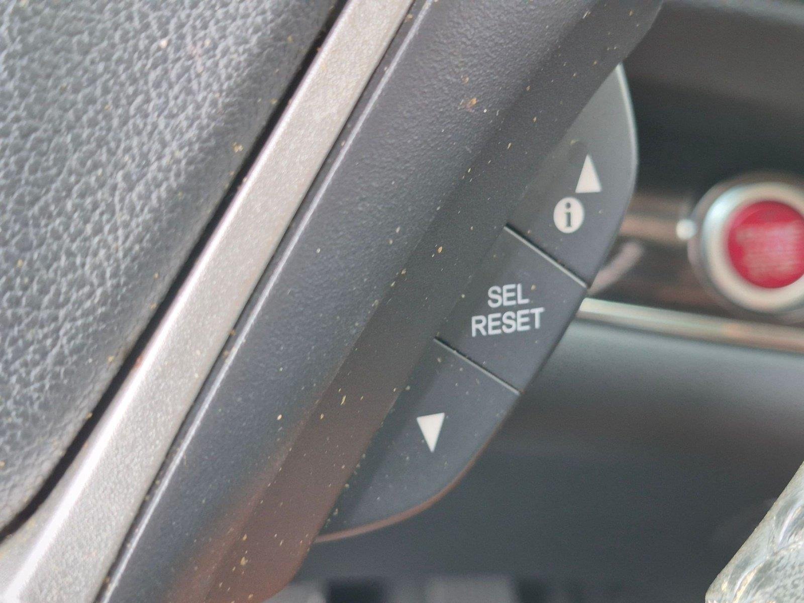 Used 2015 Crystal Black Pearl Honda Touring image 26