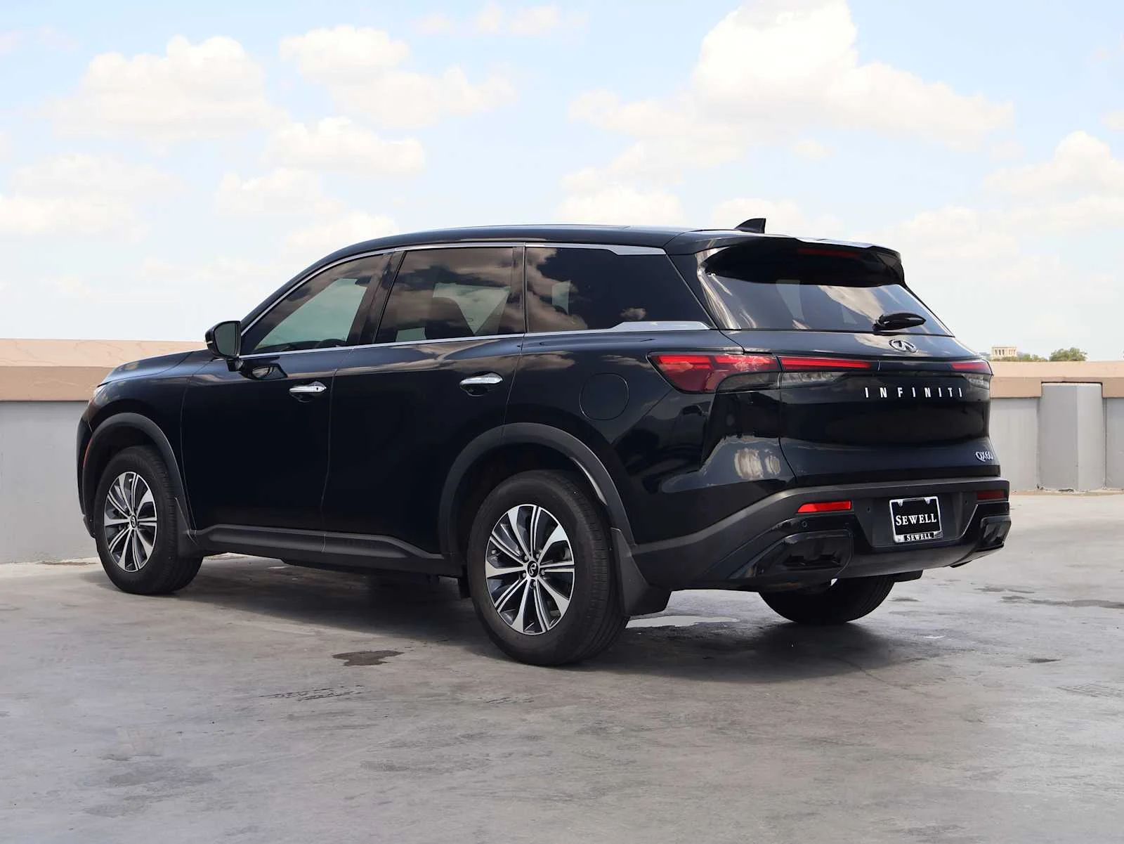 Certified Used 2023 Mineral Black INFINITI PURE image 9