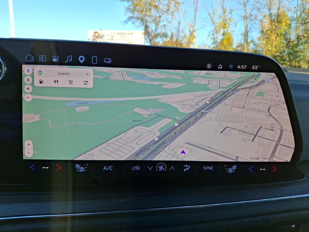 2025 Chevrolet Suburban LT - Photo 19