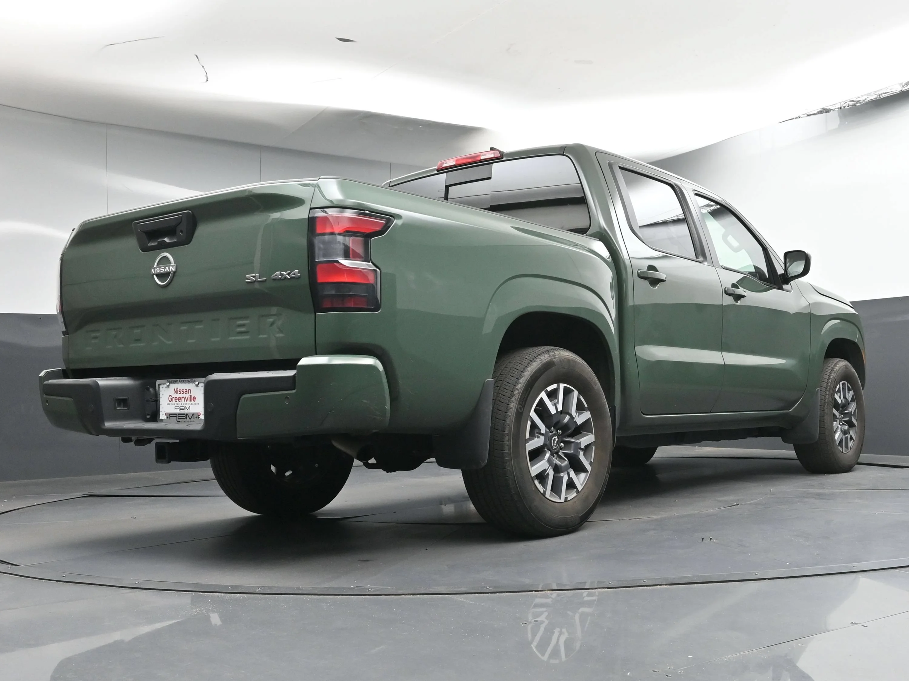 Certified Used 2024 Tactical Green Metallic Nissan SL image 28