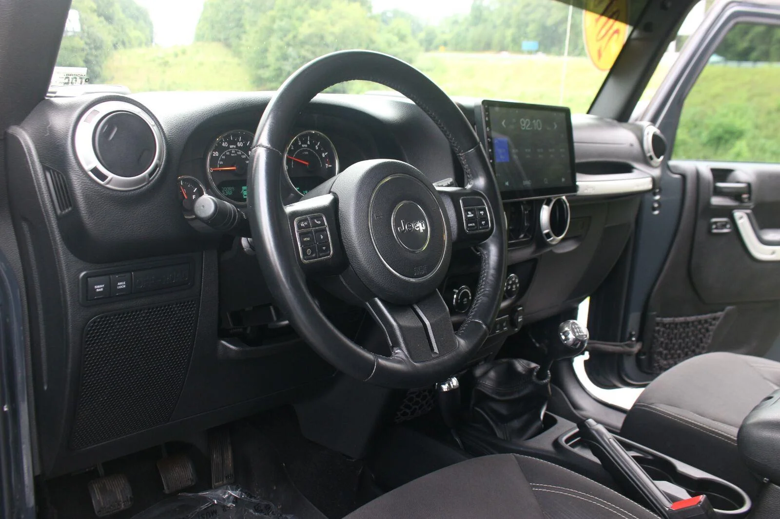 Used 2016 Black Jeep Rubicon image 17