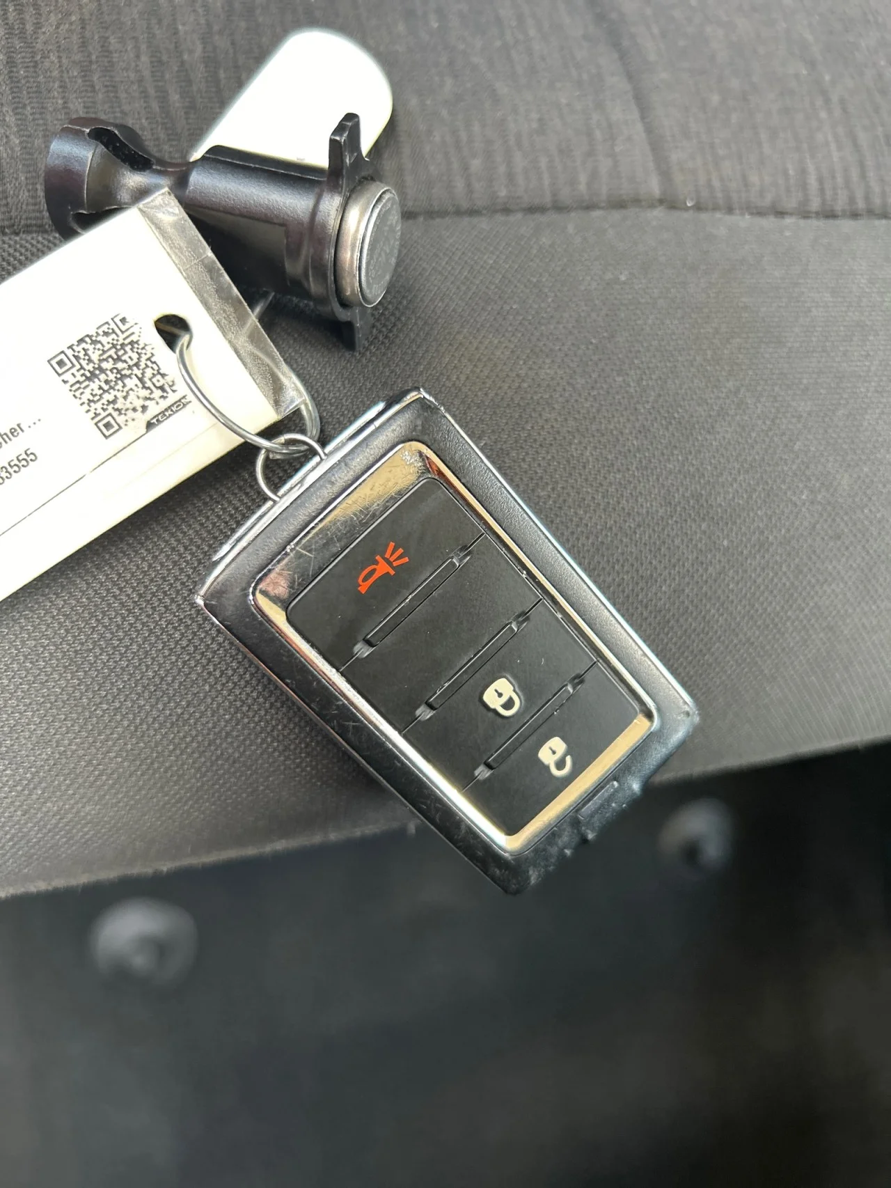 Used 2023 Black Jeep Laredo image 24