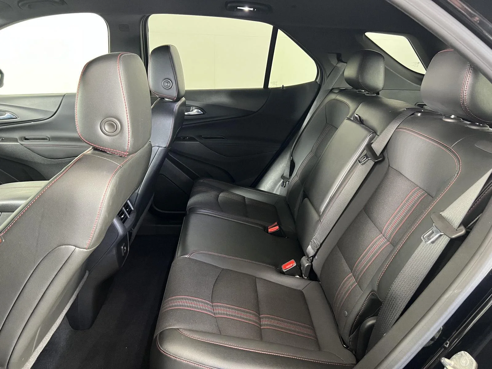 Used 2024 Mosaic Black Metallic Chevrolet RS image 17