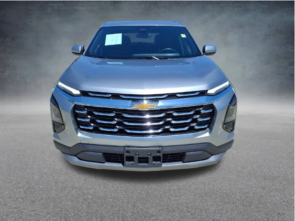 Used 2025 Gray Chevrolet LT image 2