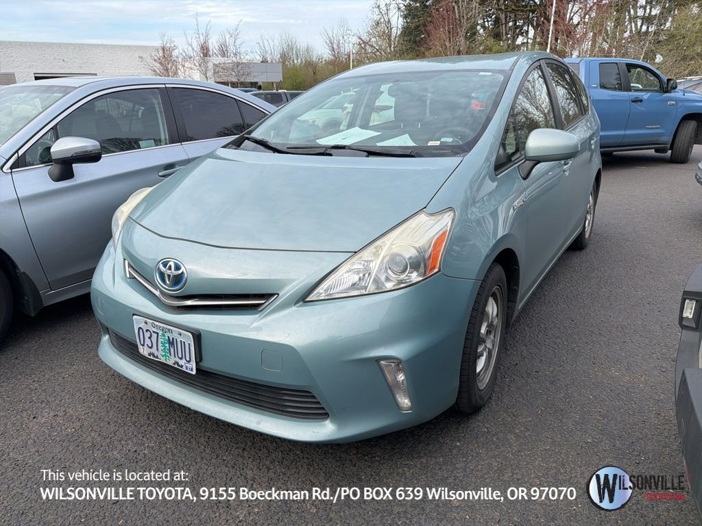 2014 Toyota Prius v Three