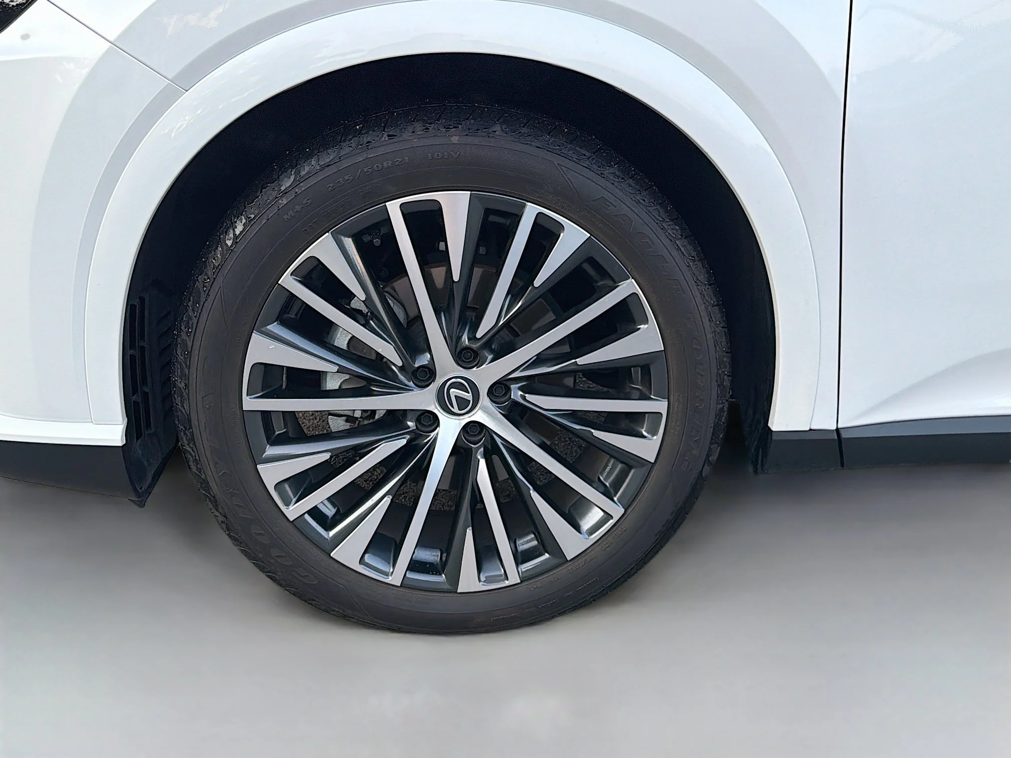 Used 2023 Eminent White Pearl Lexus RX 350 Premium Plus image 43