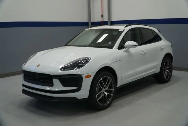 2026 Porsche Macan 
