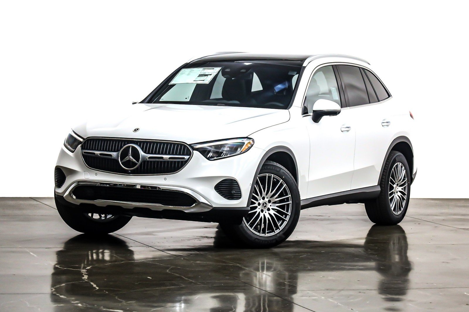 2026 Mercedes-Benz GLC
