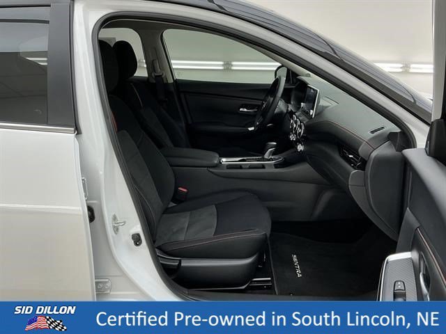Certified Used 2025 Aspen White Tricoat/Super Black Nissan SR image 25