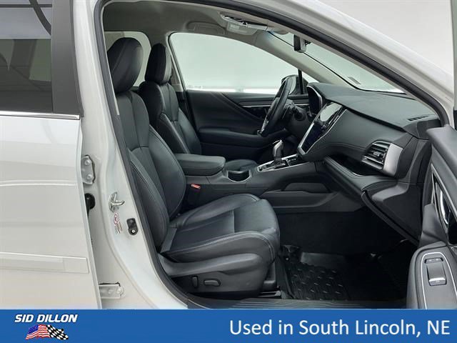 Used 2020 Crystal White Pearl Subaru Limited image 25