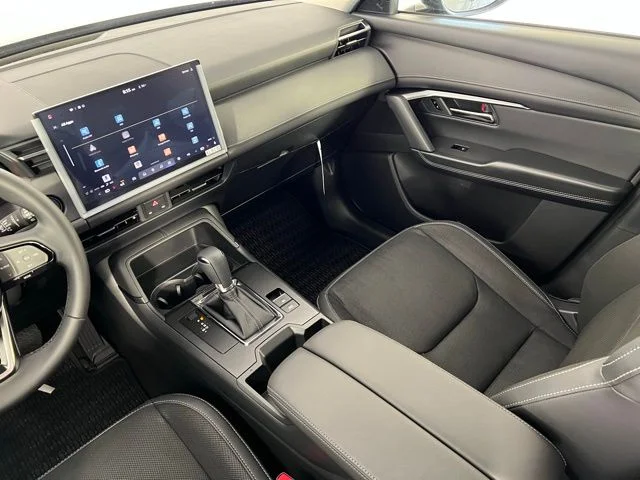 New 2026 Machine Gray Metallic Mazda 2.5 S Preferred AWD image 29
