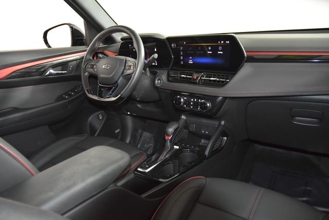 Used 2025 Black Chevrolet RS image 20