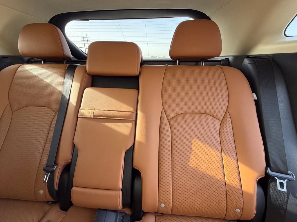 Used 2021 White Lexus 350 image 7
