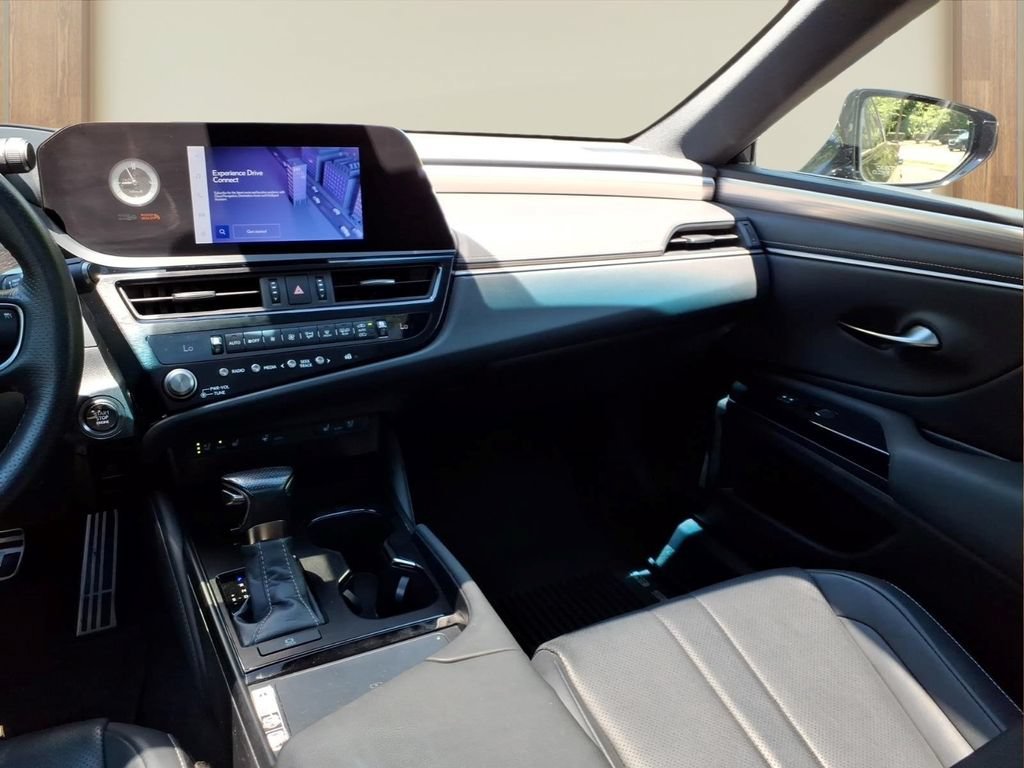 Used 2023 Black Lexus F SPORT Handling image 23