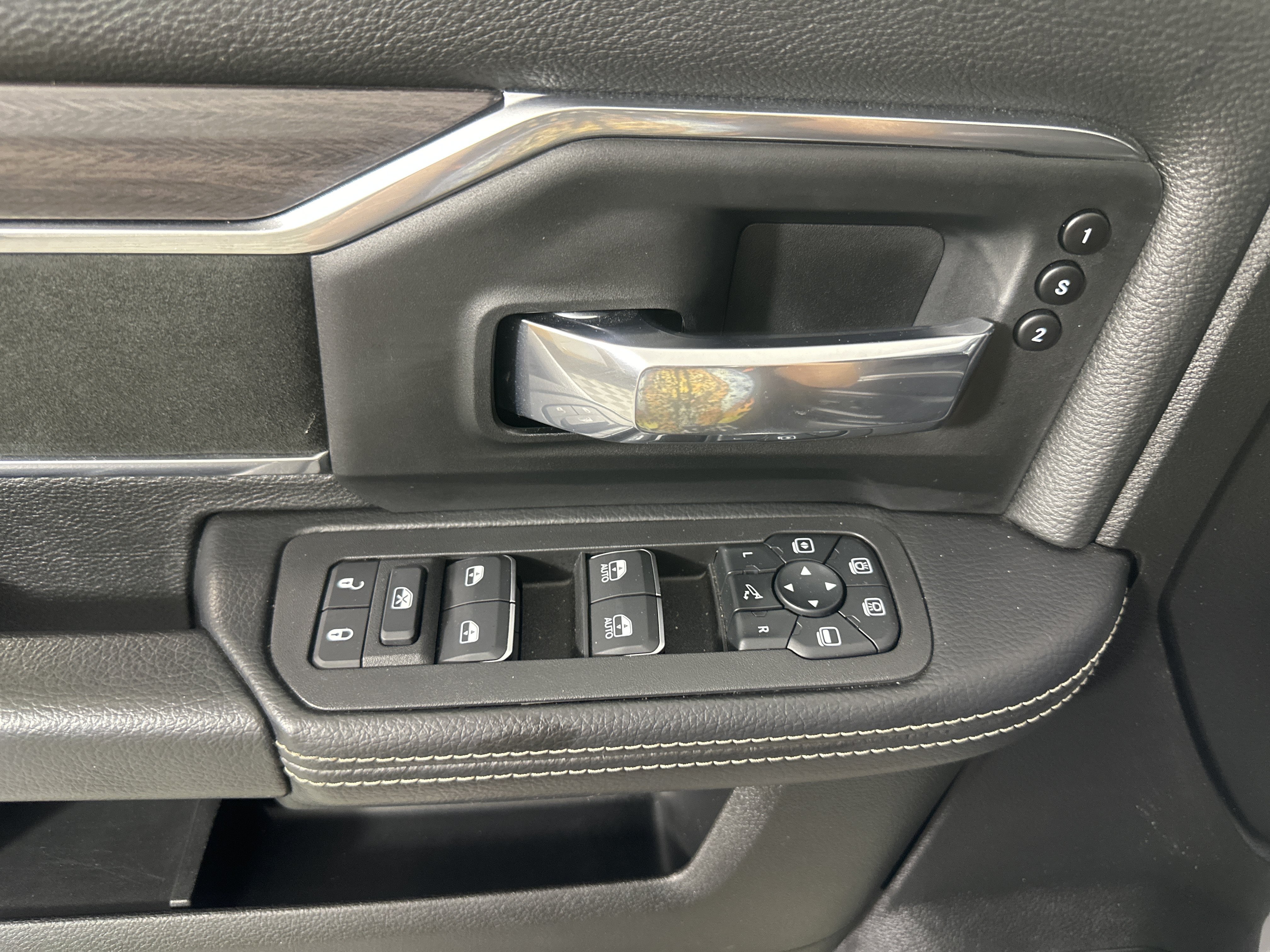 Certified Used 2026 Bright White Clearcoat Ram Laramie image 11